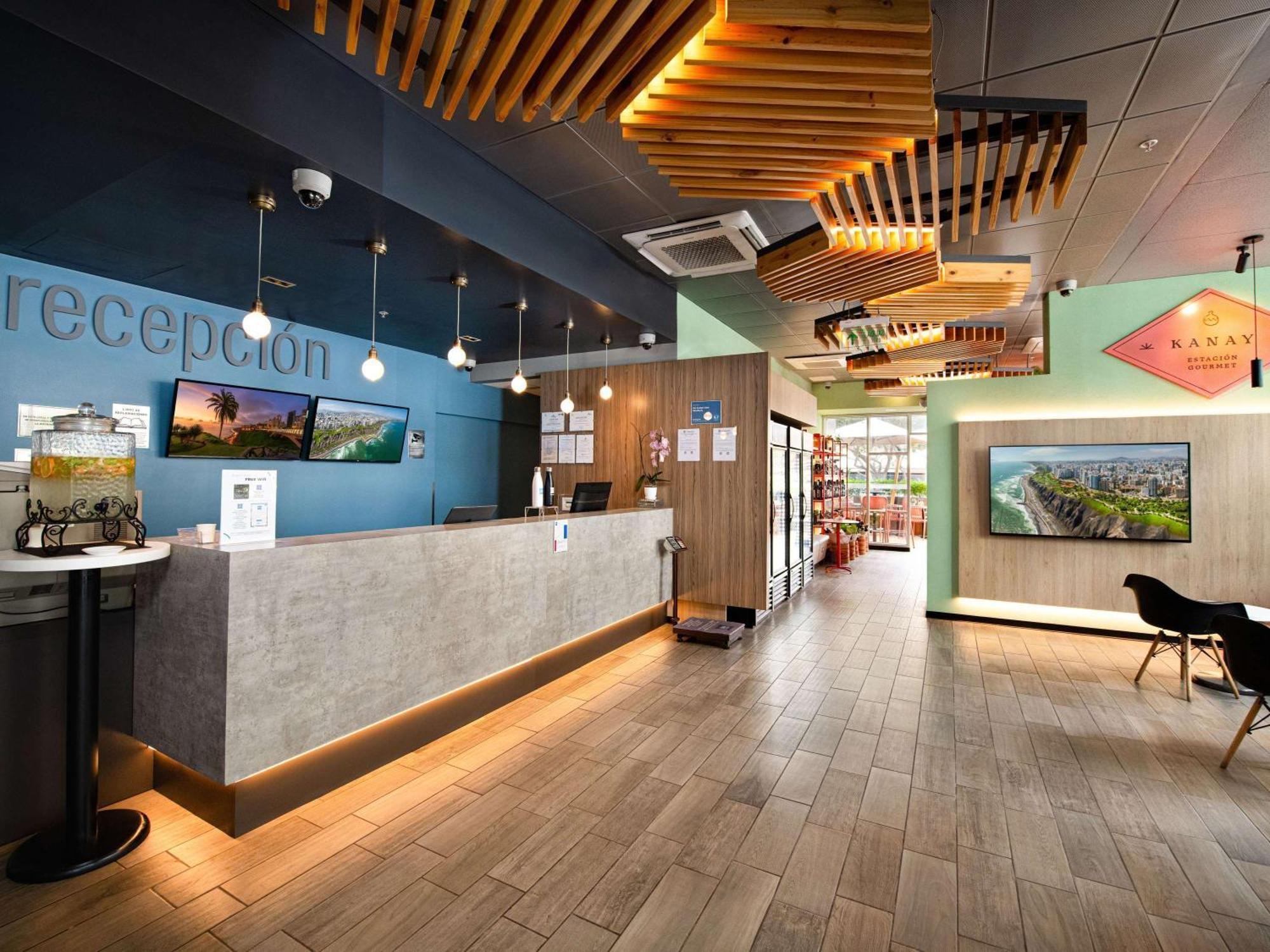 Ibis Budget Lima Miraflores Bagian luar foto